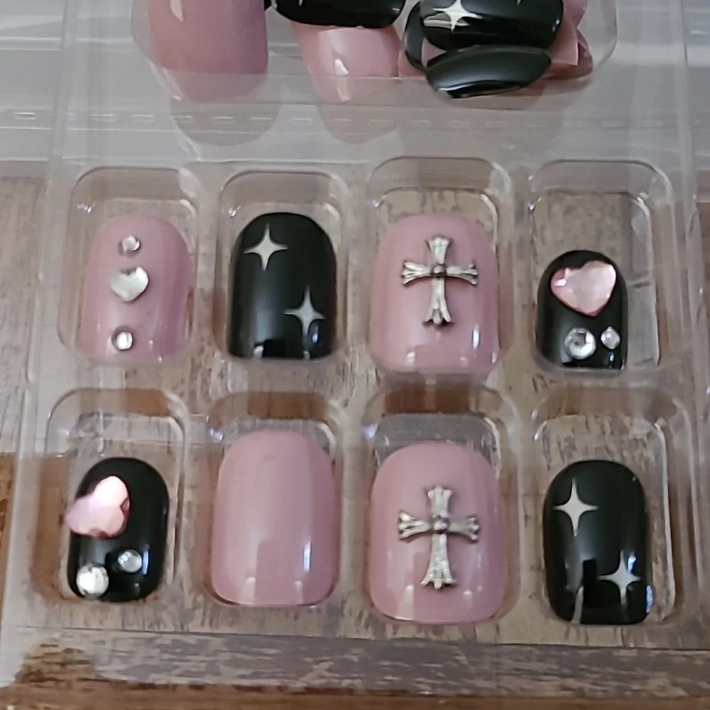 3D Cross Rhinestone Hearts Press On Nails